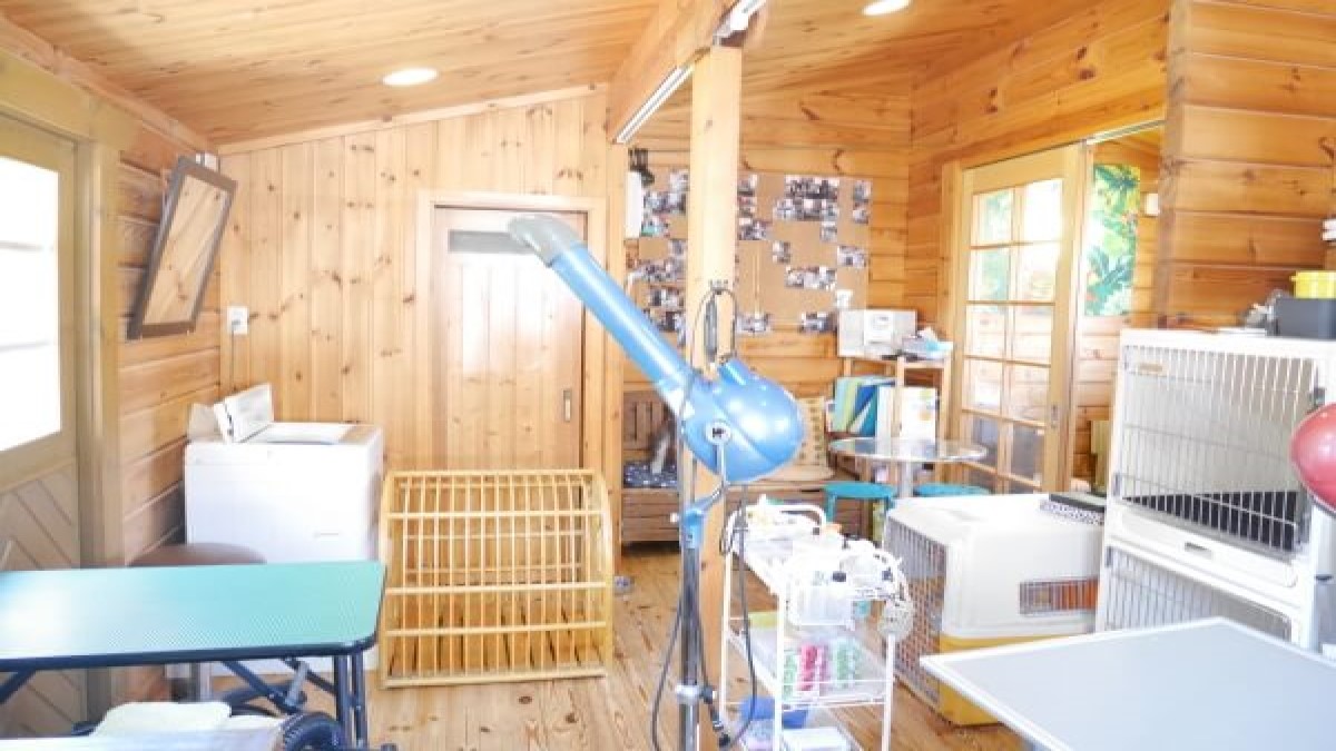 BOW ROOM